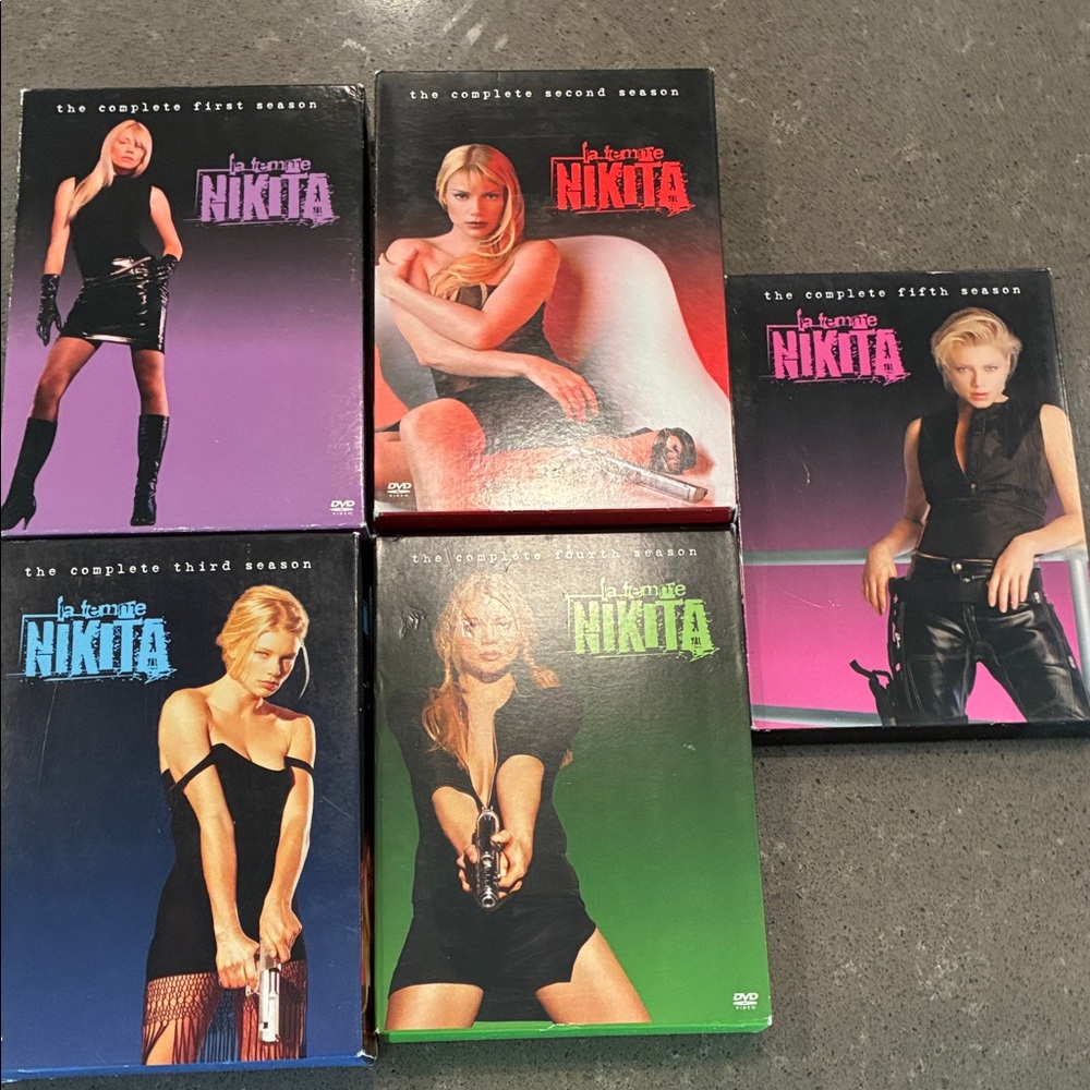 La Femme Nikita Complete Series DVD Set